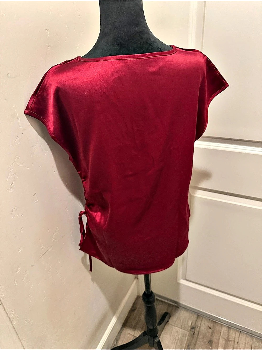 Red Satin-Look Ruched Blouse - Picture 4 of 6